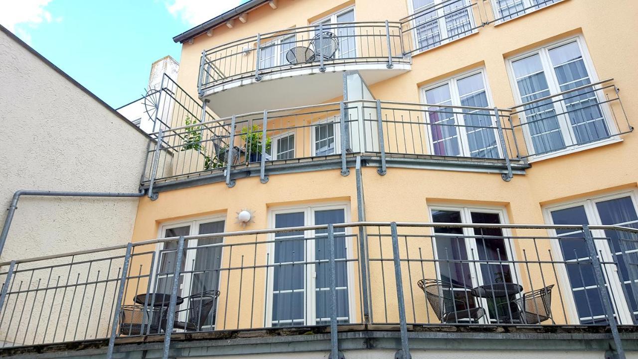 Villa Viktoria 1 - Apartments - City Center อินโกลชตัดต์ ภายนอก รูปภาพ